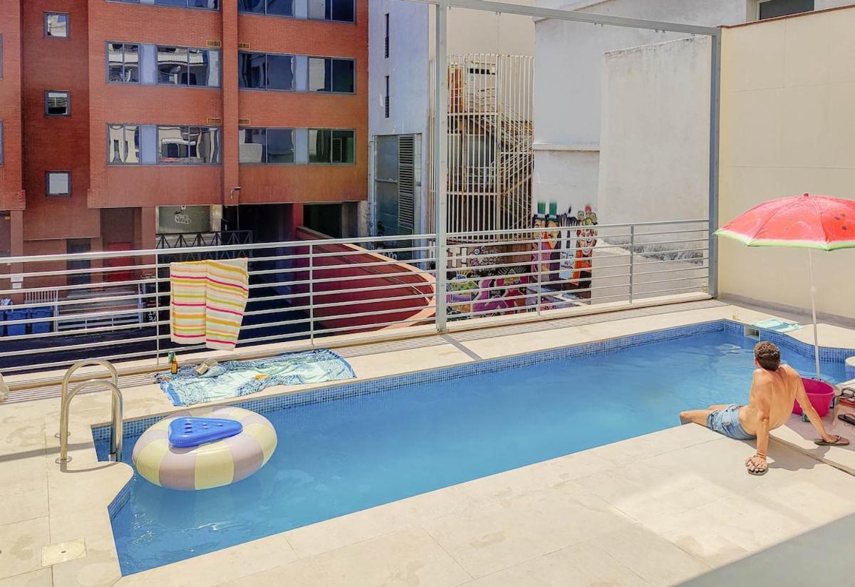 With Parking - 1b Apartamento